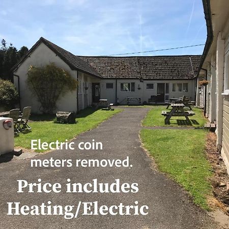 Court Farm Holiday Bungalows Ltd Watchet Exterior photo